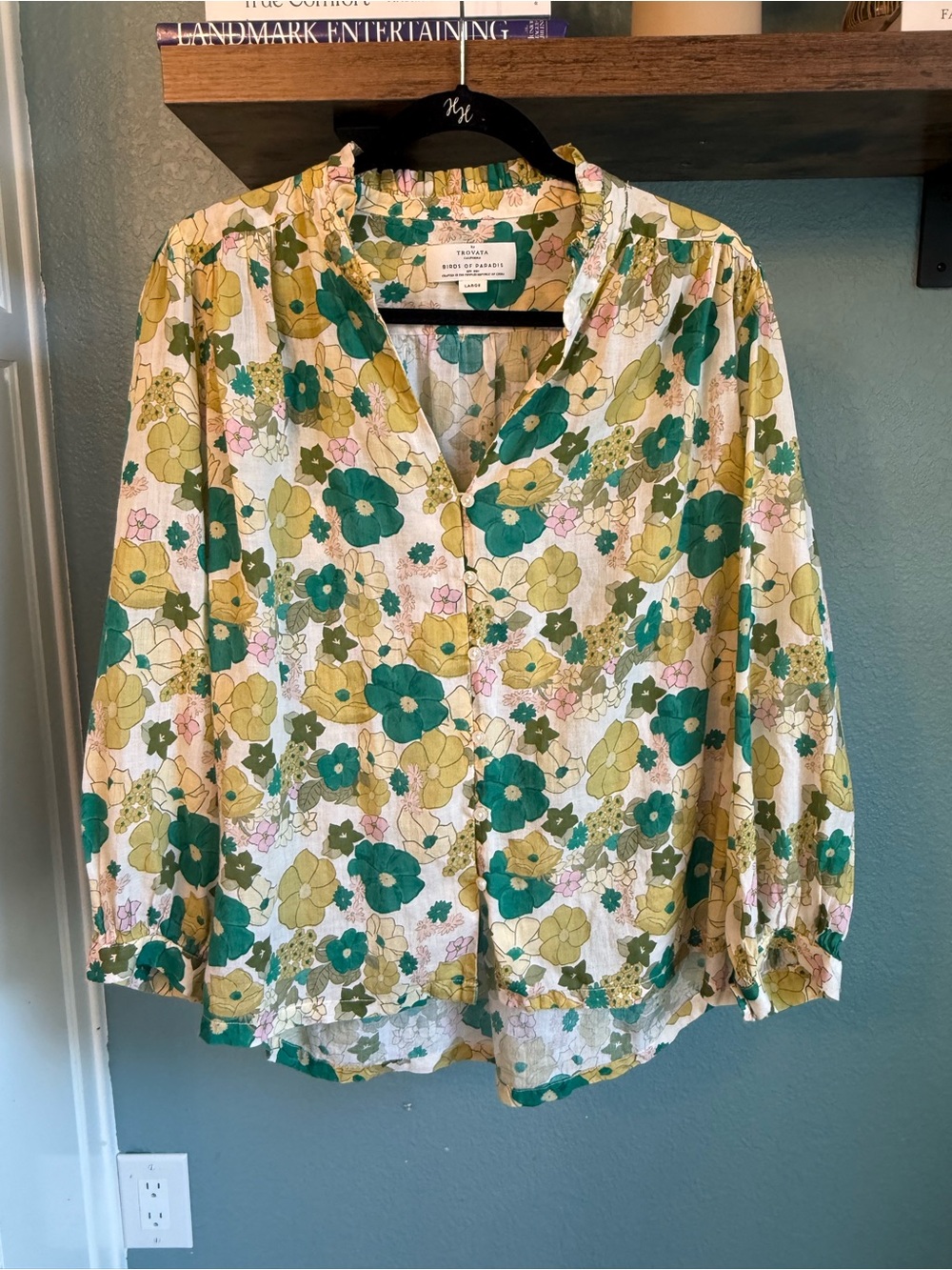 Trovata Birds of Paradis Floral Ruffle Collar Button Front Blouse L Boho Flowy
